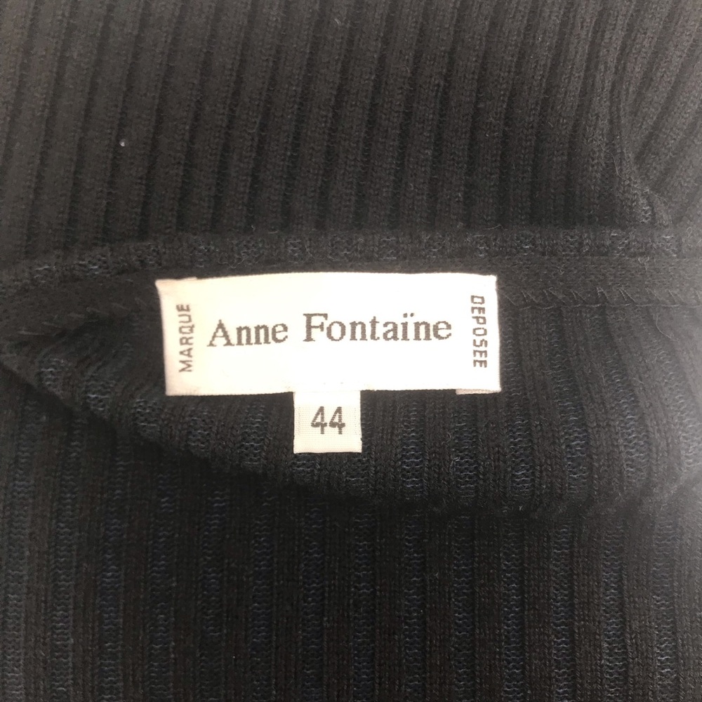 Lace Ruffle Collar Zip Front Top by Anne Fontaine - Picture 4 of 6